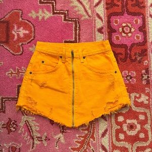 Carmar orange mini skirt